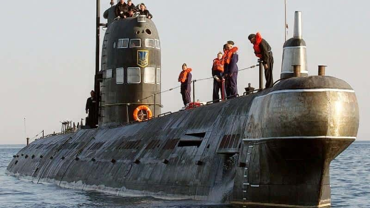 Оккупационные власти Крыма превратит захваченную субмарину «Запорожье» в музей